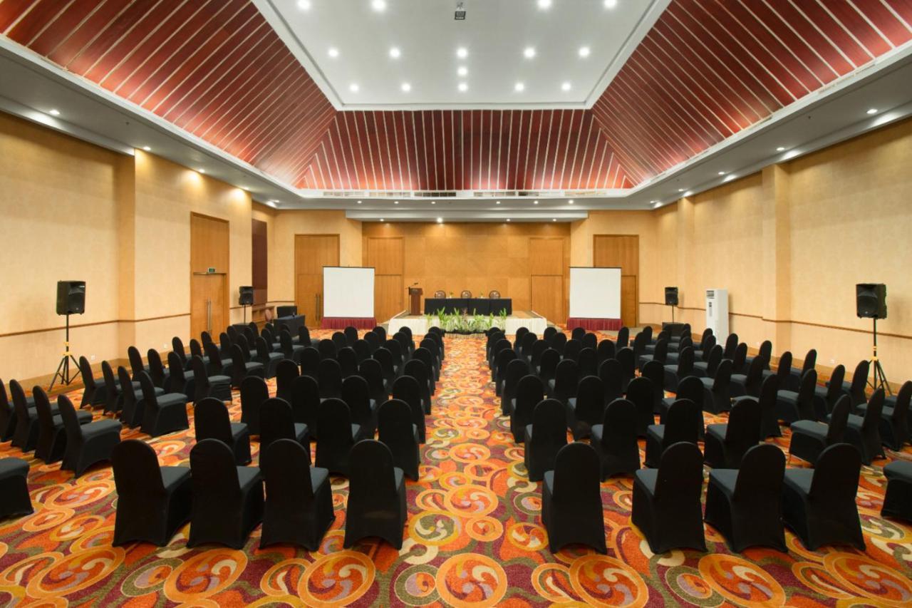 Hotel Aston 4*